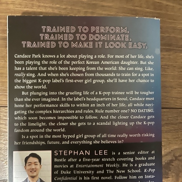K-Pop Confidential Book - Picture 2 of 3